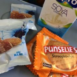 KLM short haul vegan meal nuts cookies