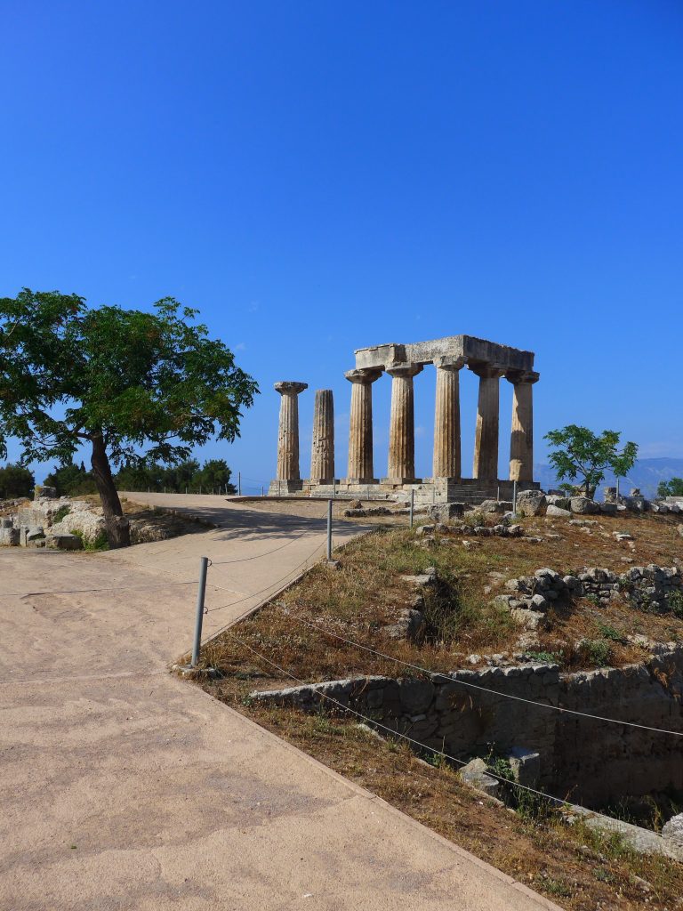 Corinth Canal And Ancient Ruins - Excursion From Piraeus