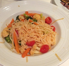 Royal Caribbean vegan pasta dinner