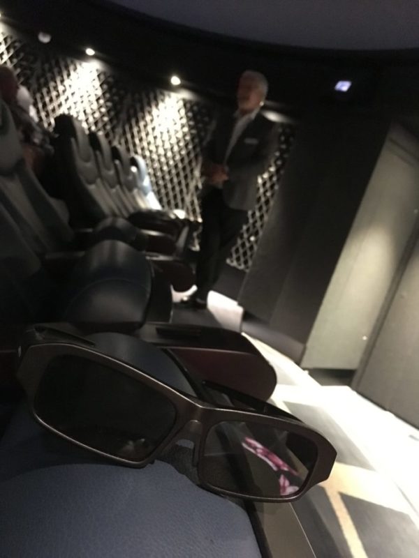 3d glasses at planetarium Viking Jupiter